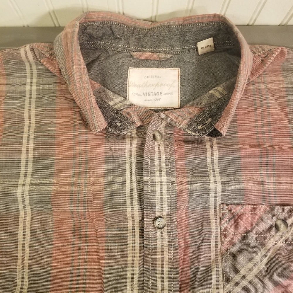 Weatherproof vintage button down size large